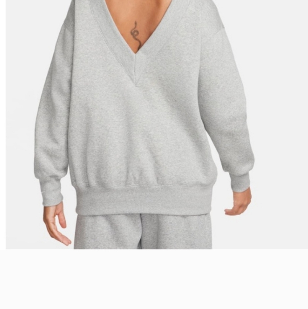 Nike Sportswear Phoenix Fleece Women's Oversized V-Neck Sweatshirt